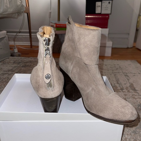 Rag & Bone short suede ankle boots. Perfect condition as shown in photos. - Picture 2 of 4